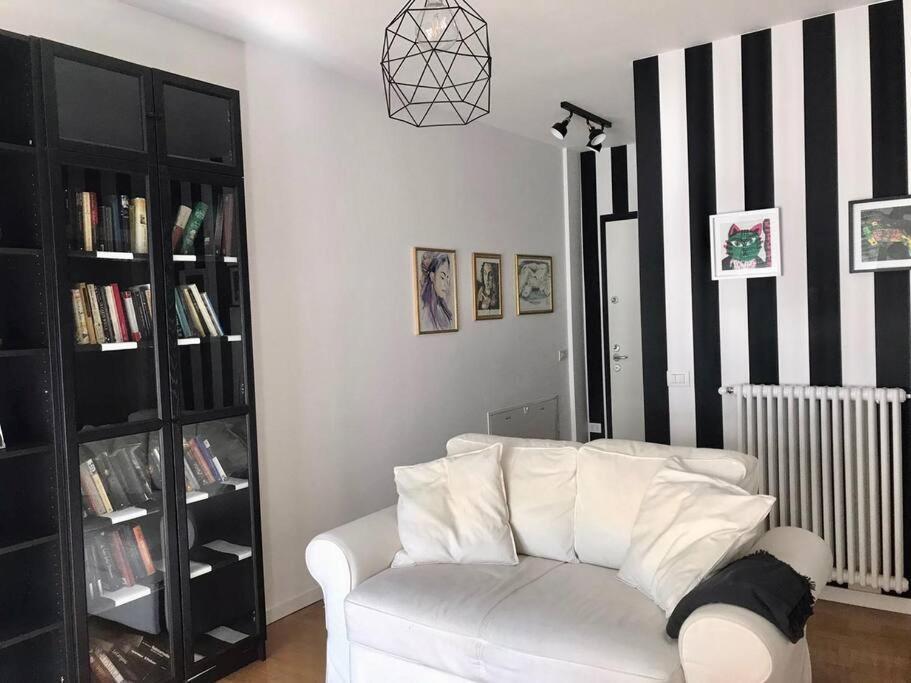 Comodo Bilocale Nuovo Milano Apartment ภายนอก รูปภาพ